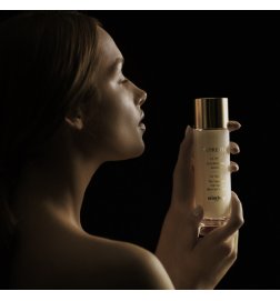 SUPREMŸA LA NUIT THE ANTI-AGING CARE LOTION SUPREMŸA LA NUIT THE ANTI-AGING CARE LOTION